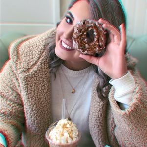 Meet your Posher, Payton